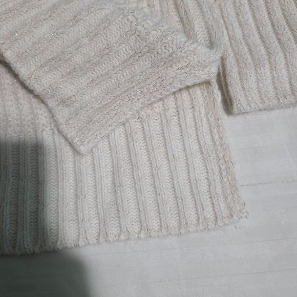 a.n.a White and Gold Sweater XS - Picture 3 of 6